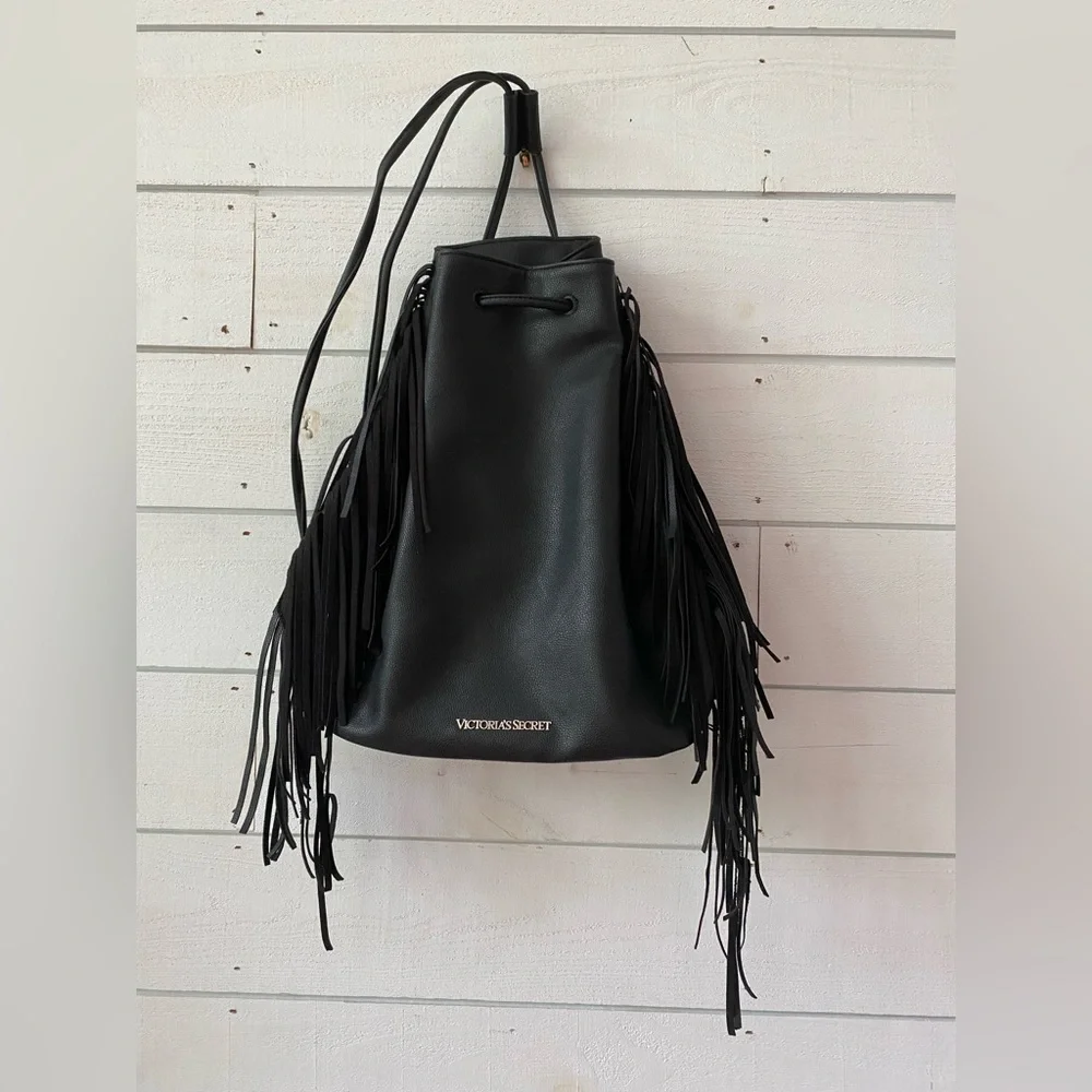 Victorias Secret size 14”